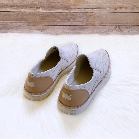 UGG Women’s Adley Perforated Slip On Sneakers - Picture 4 of 6